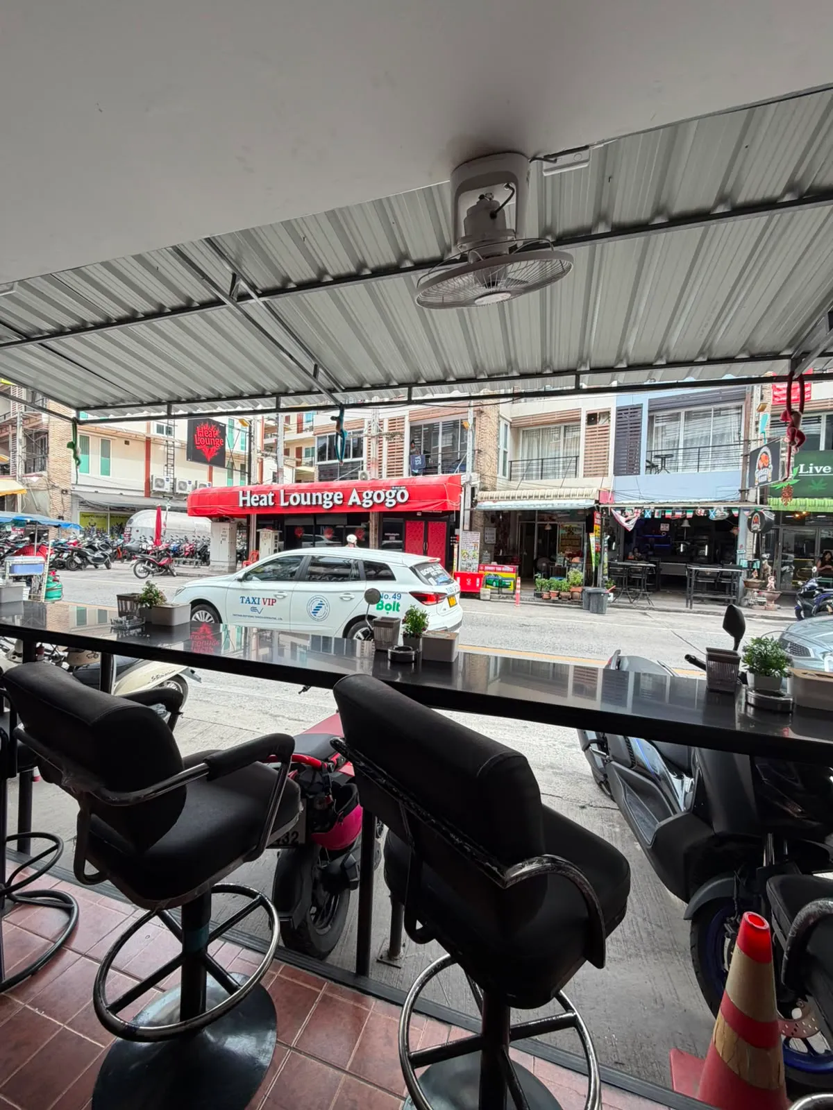 Prime Bar Business for Takeover — photo 1