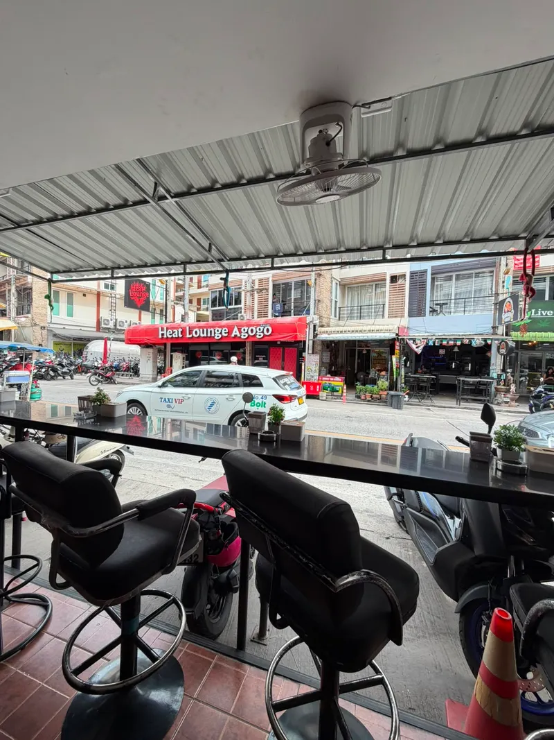 Prime Bar Business for Takeover — Soi Buakhao, Pattaya