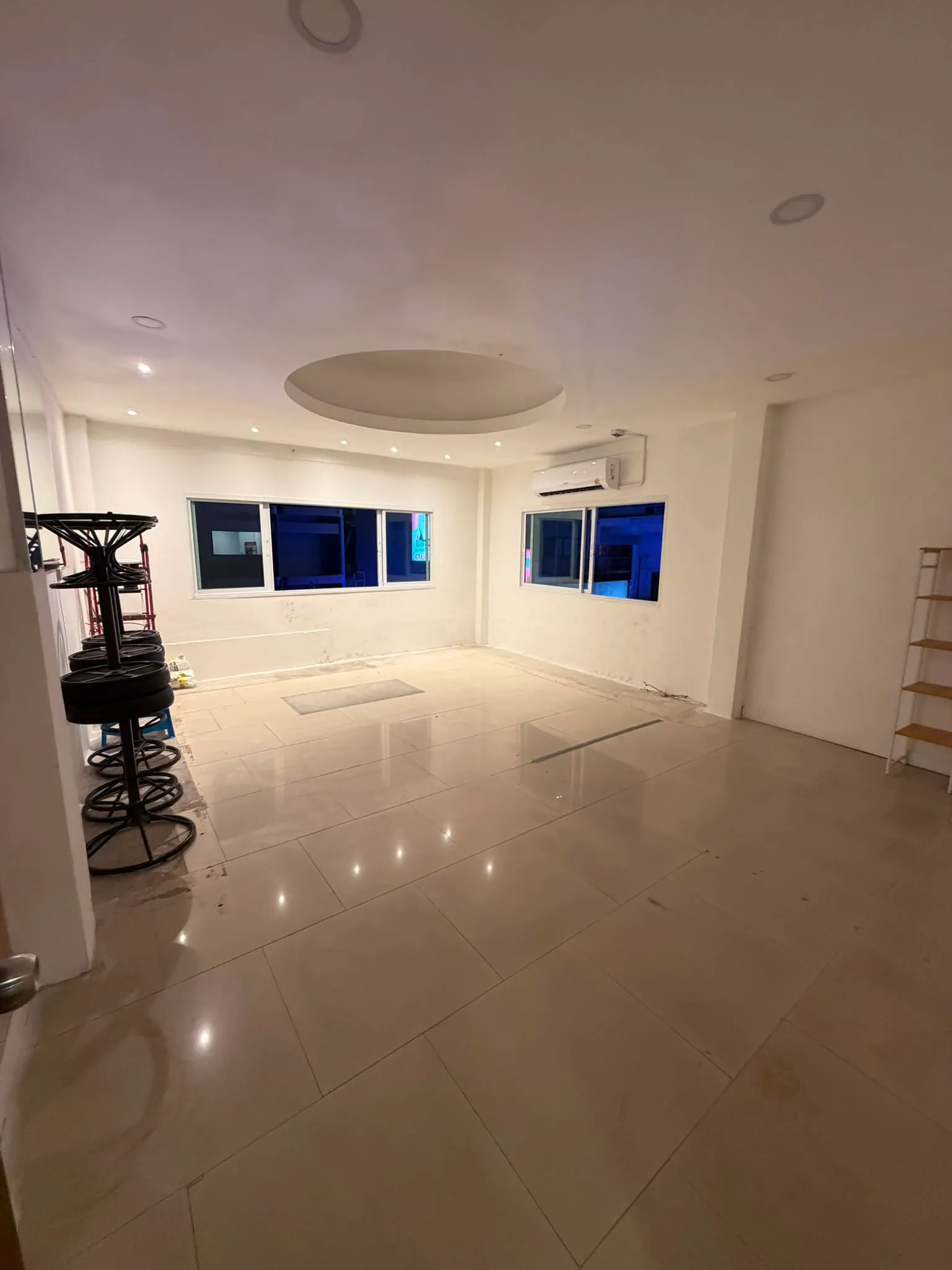 Profitable 13-Room Hotel for Rent β photo 8