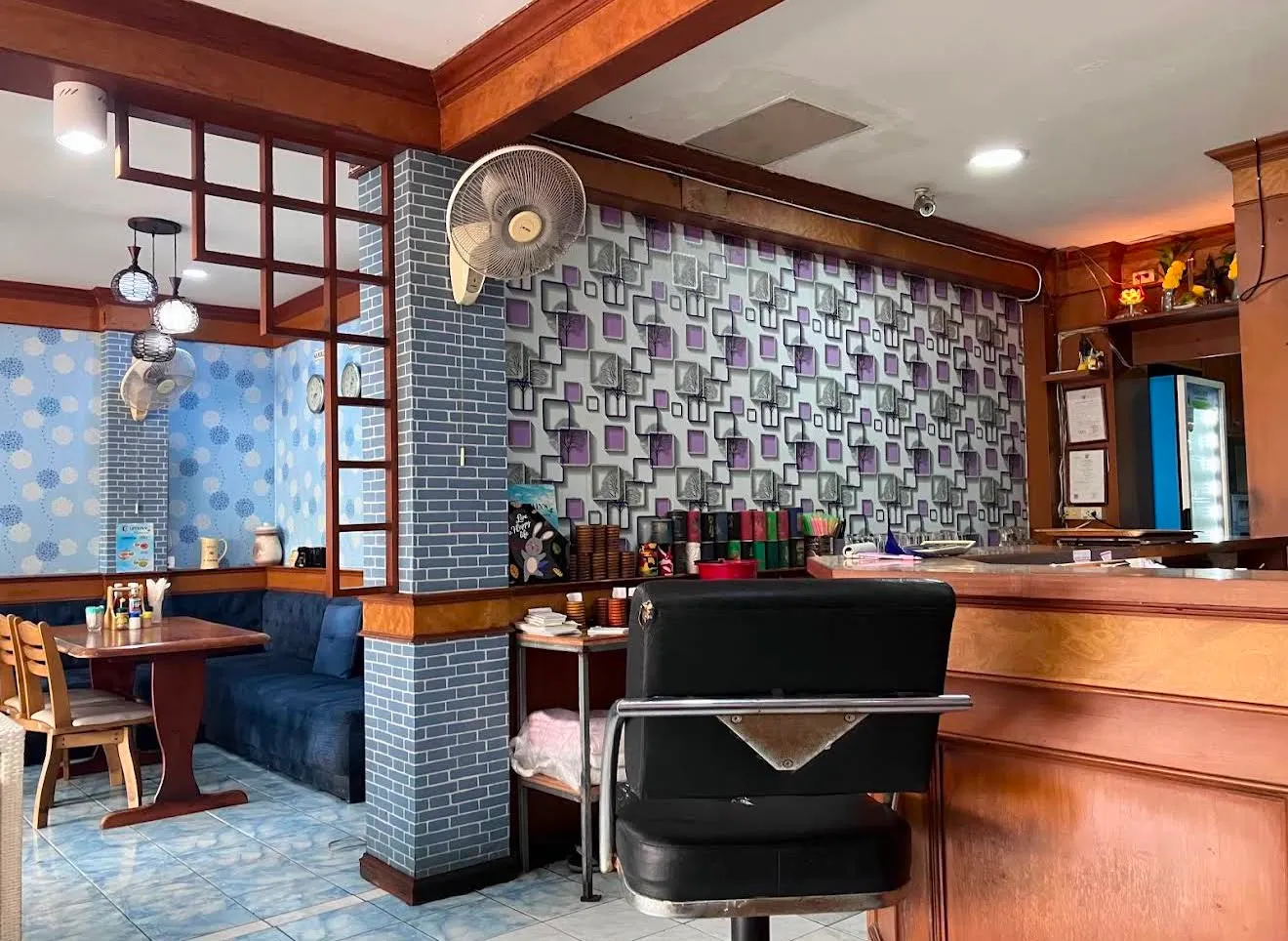 12-Room Hospitality Business for Rent — photo 2