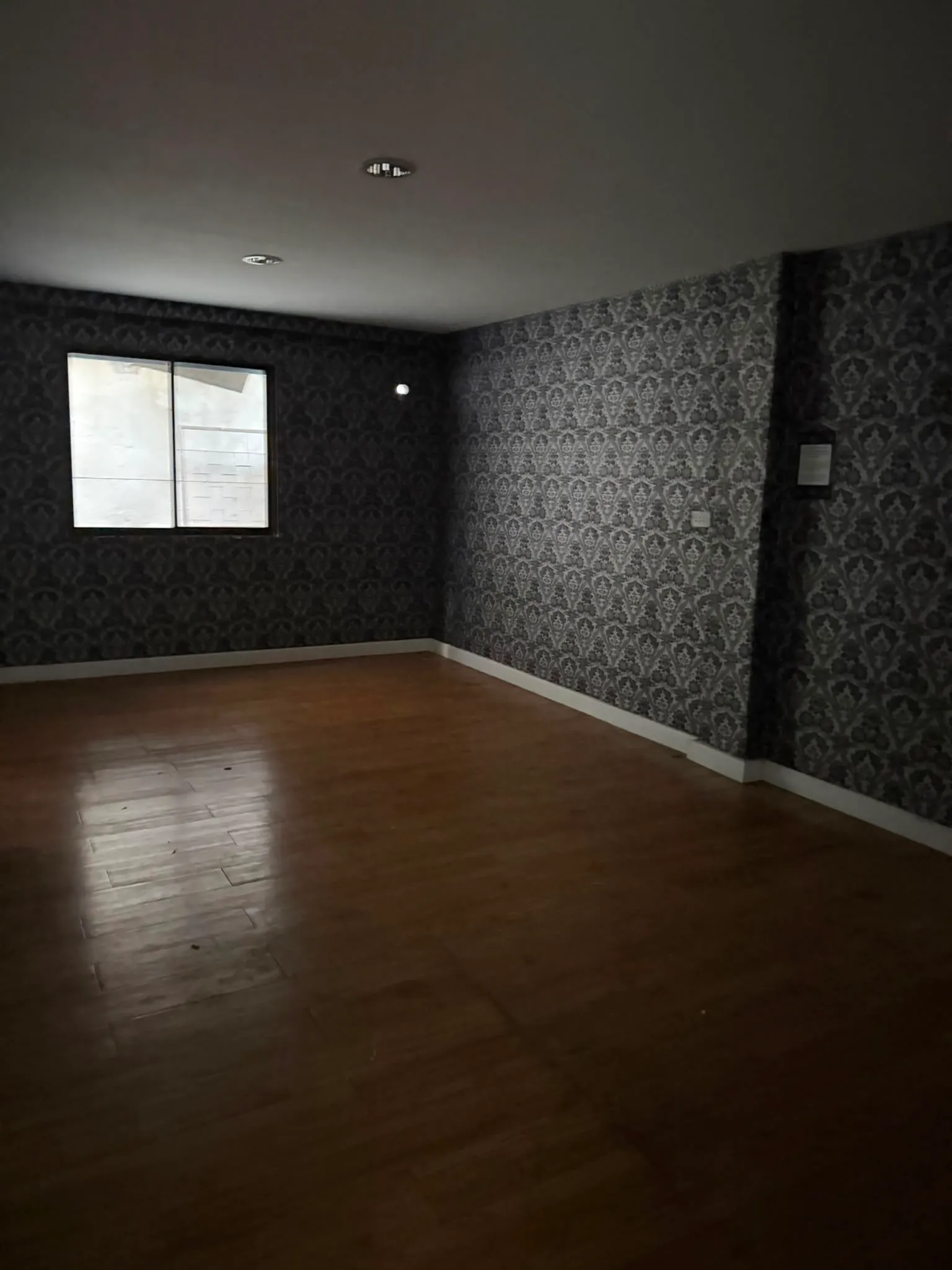 Rare Commercial Buildings for Sale — photo 2