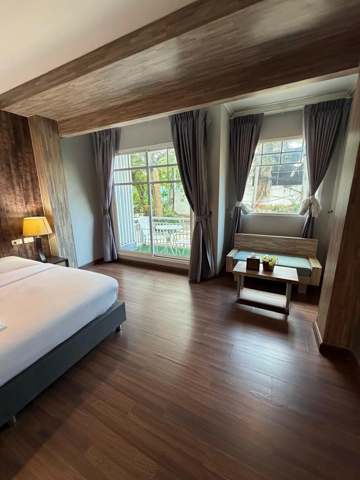 92-Room Hotel for Rent — photo 3