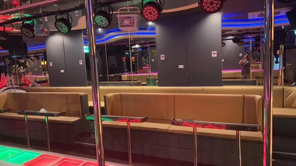 Agogo Bar for Rent β photo 6