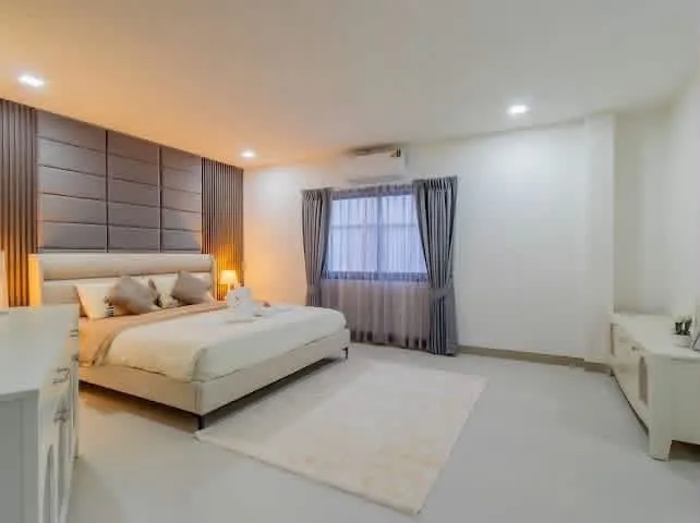 Luxury 7-Bedroom Pool Villa for Sale — photo 17