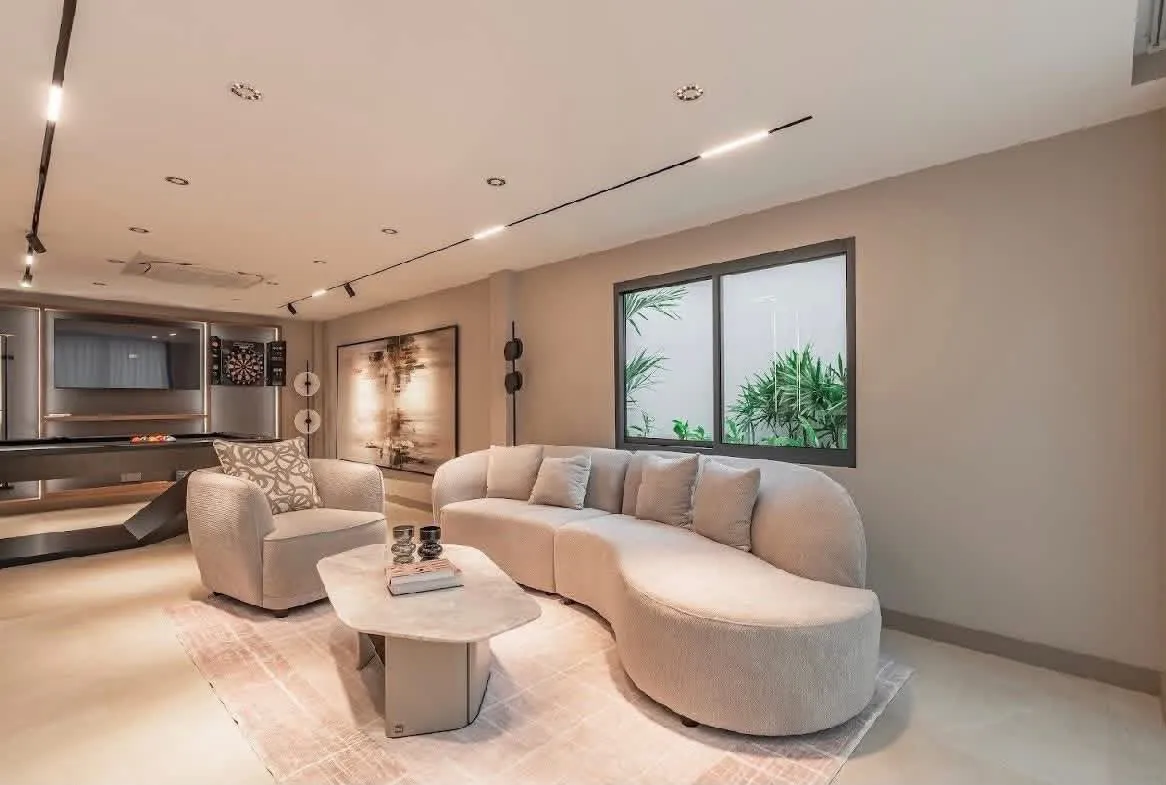 Luxury 4-Bedroom Pool Villa for Sale — photo 15