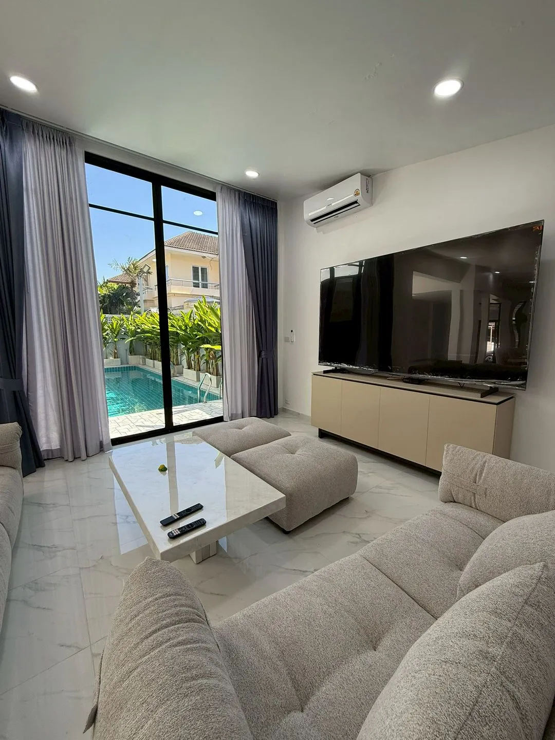 4-Bedroom Pool Villa for Rent — photo 2