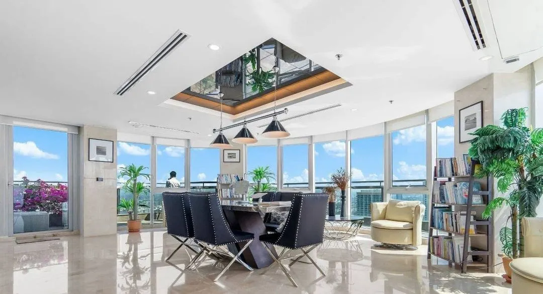 Luxury Beachfront Penthouse for Sale or Rent โ photo 7