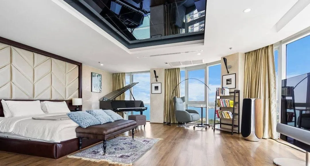 Luxury Beachfront Penthouse for Sale or Rent โ photo 9