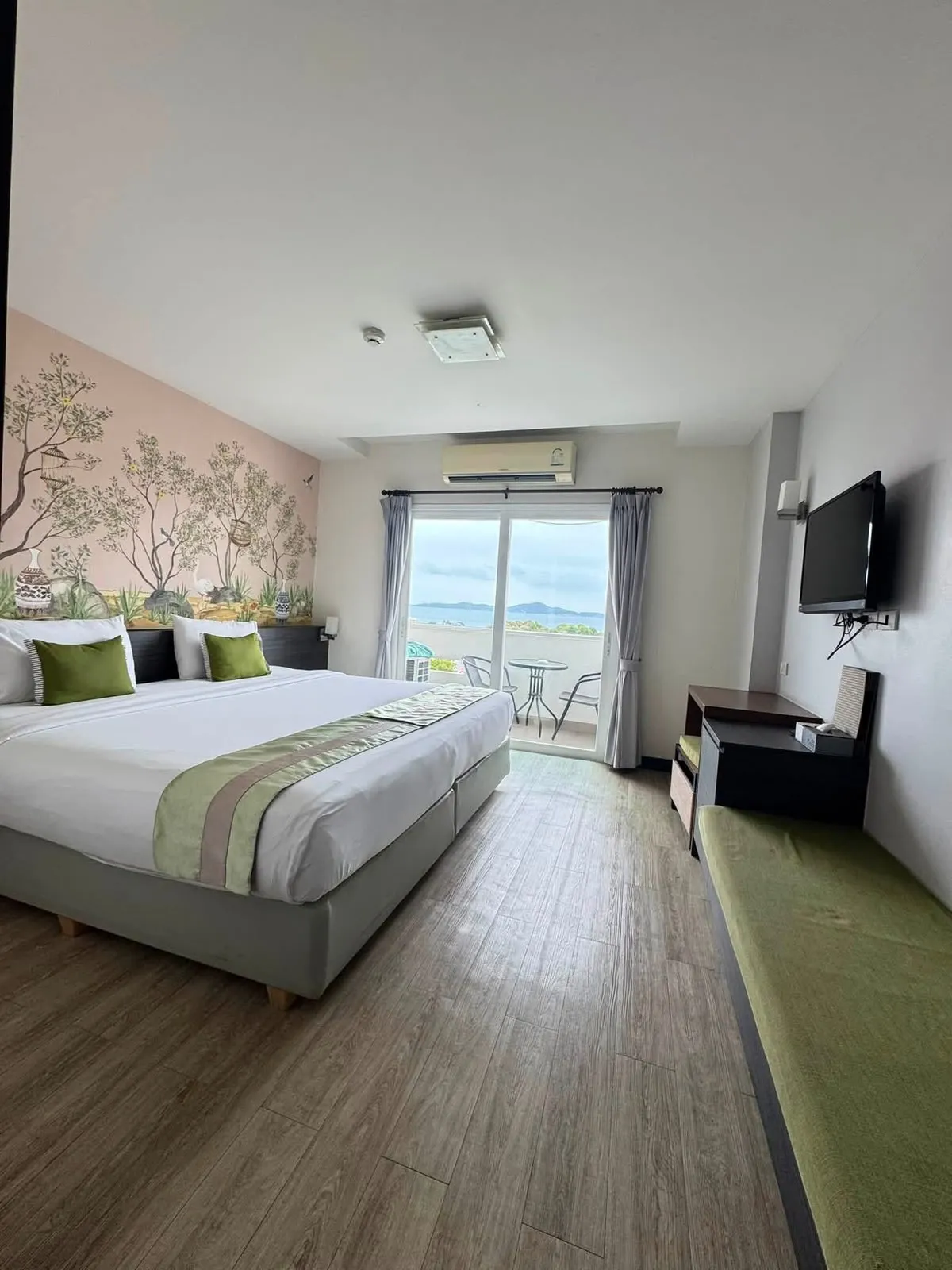 Luxury 5-Star Hotel for Sale — photo 8
