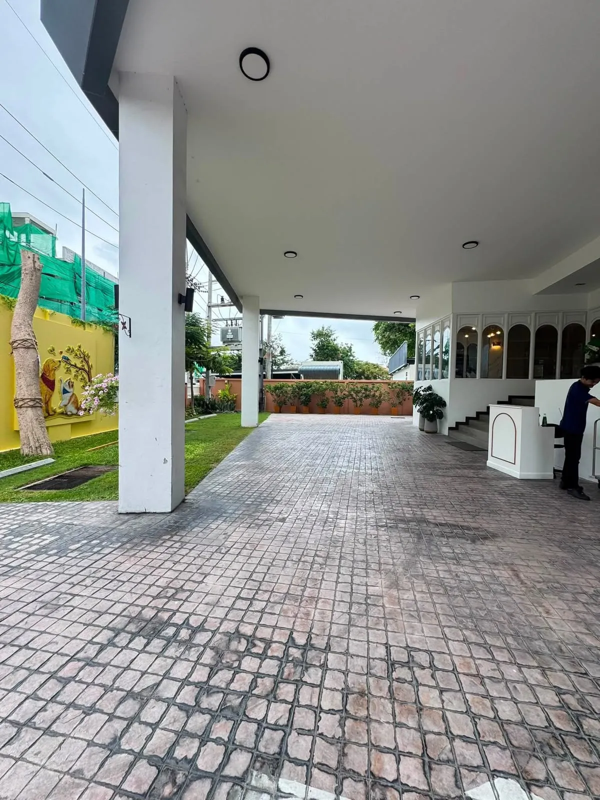 Luxury 5-Star Hotel for Sale — photo 10