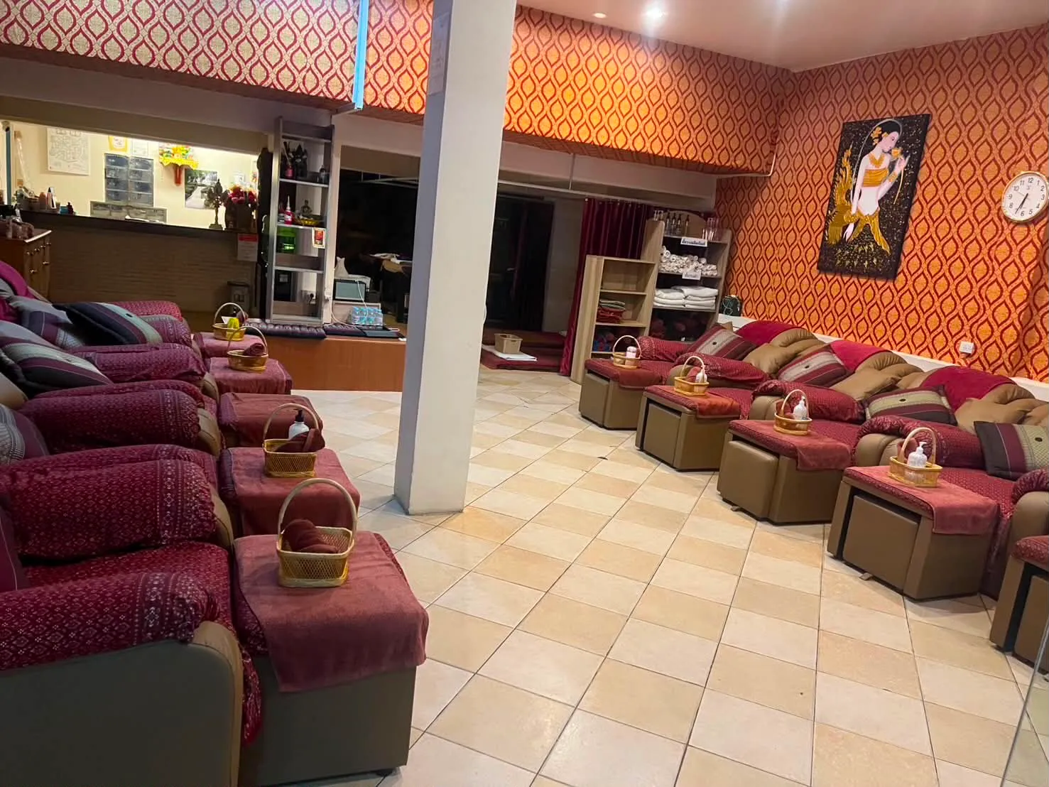 Massage Shop for Takeover — photo 2