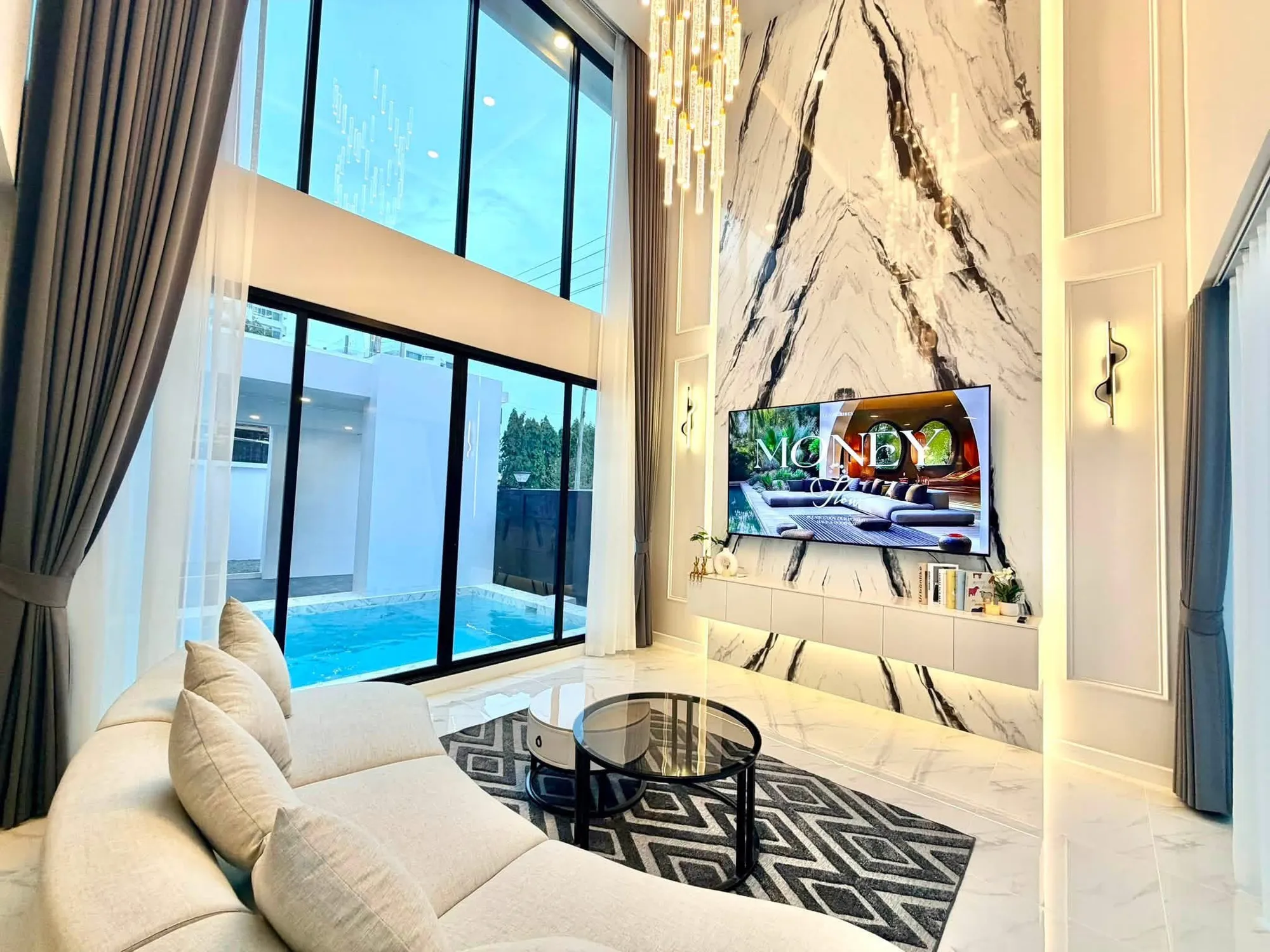 Luxury 5-Bedroom Pool Villa for Sale — photo 12