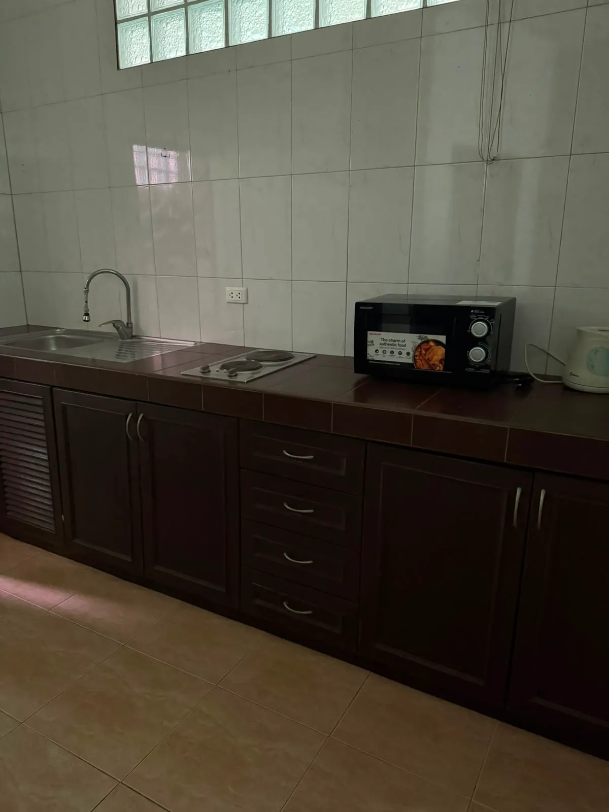 10-Room Hotel for Rent — photo 5