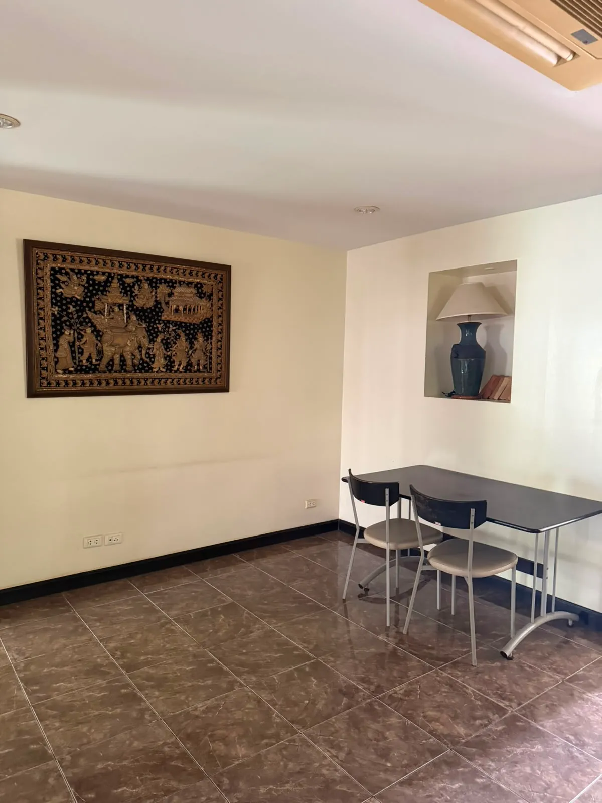 10-Room Hotel for Rent — photo 7