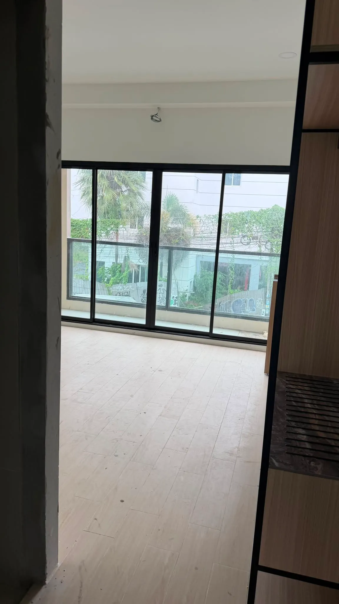 New 28-Room Hotel for Rent — photo 4