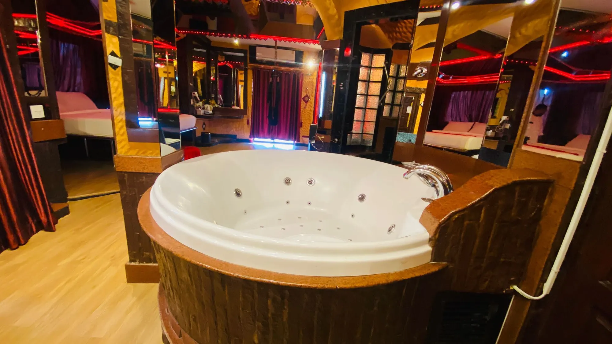 56-Room Hotel for Rent — photo 3