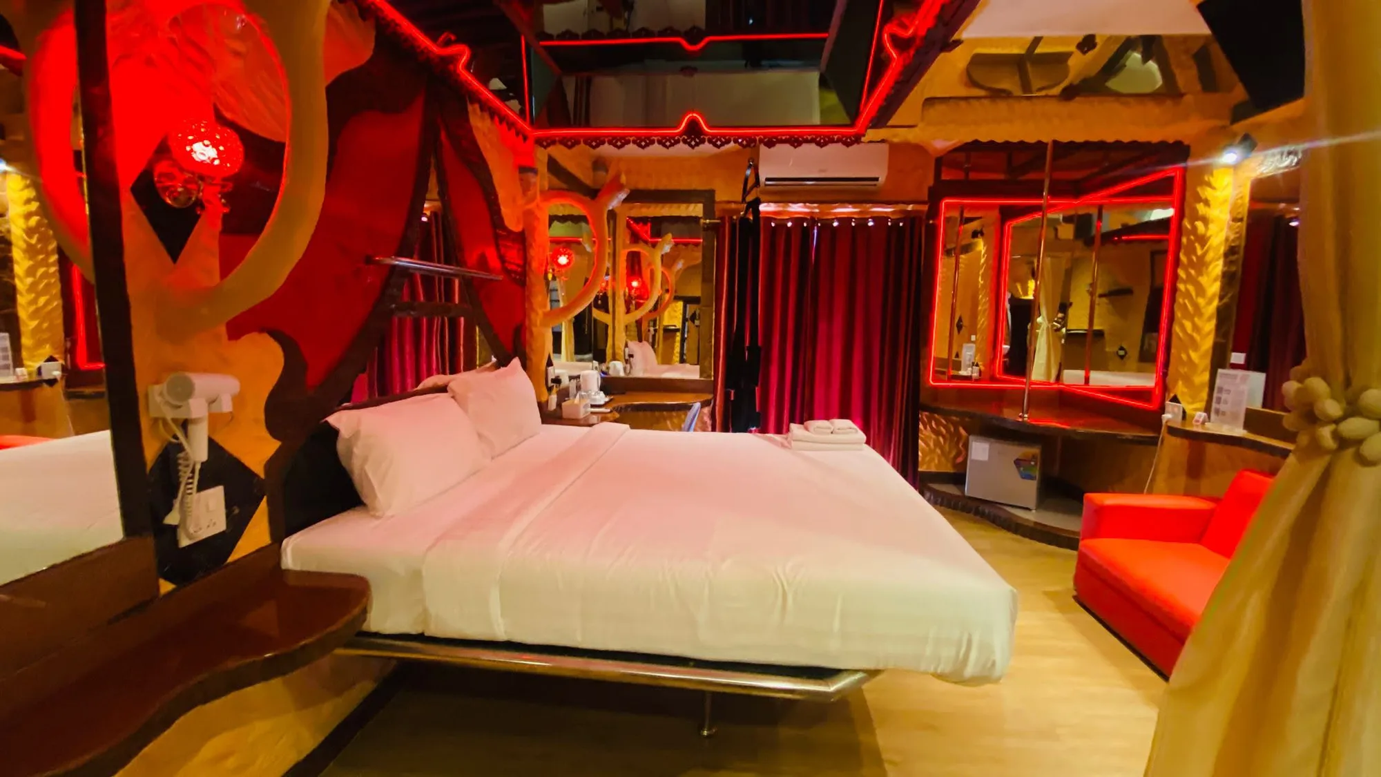 56-Room Hotel for Rent — photo 13