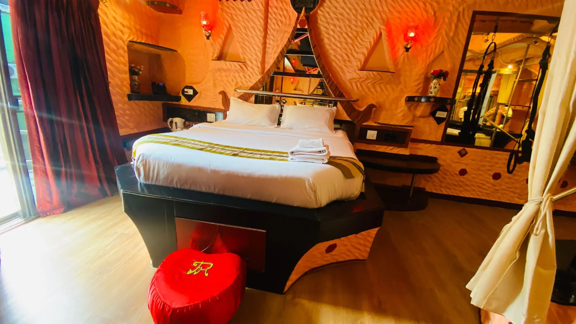 56-Room Hotel for Rent — photo 19