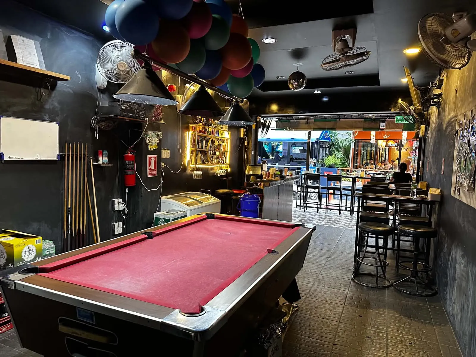 Bar for Takeover — photo 8